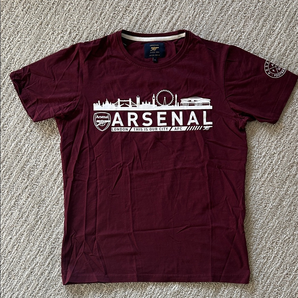 Arsenal Maroon Skyline Graphic Tee